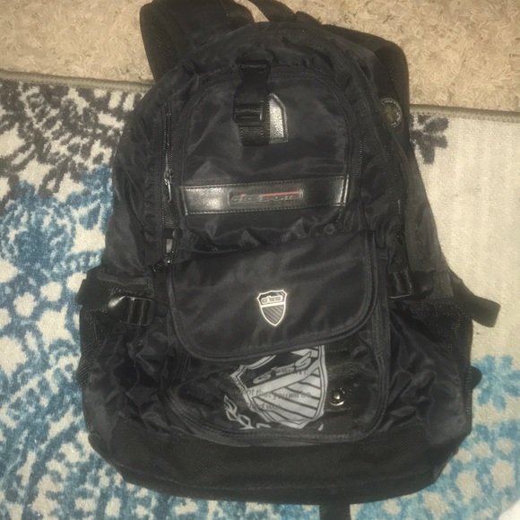 genova outdoor backpack